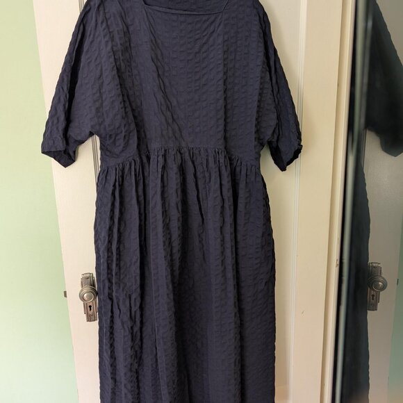 Black Crane Tradi Dress -- Navy Seersucker - Picture 2 of 5